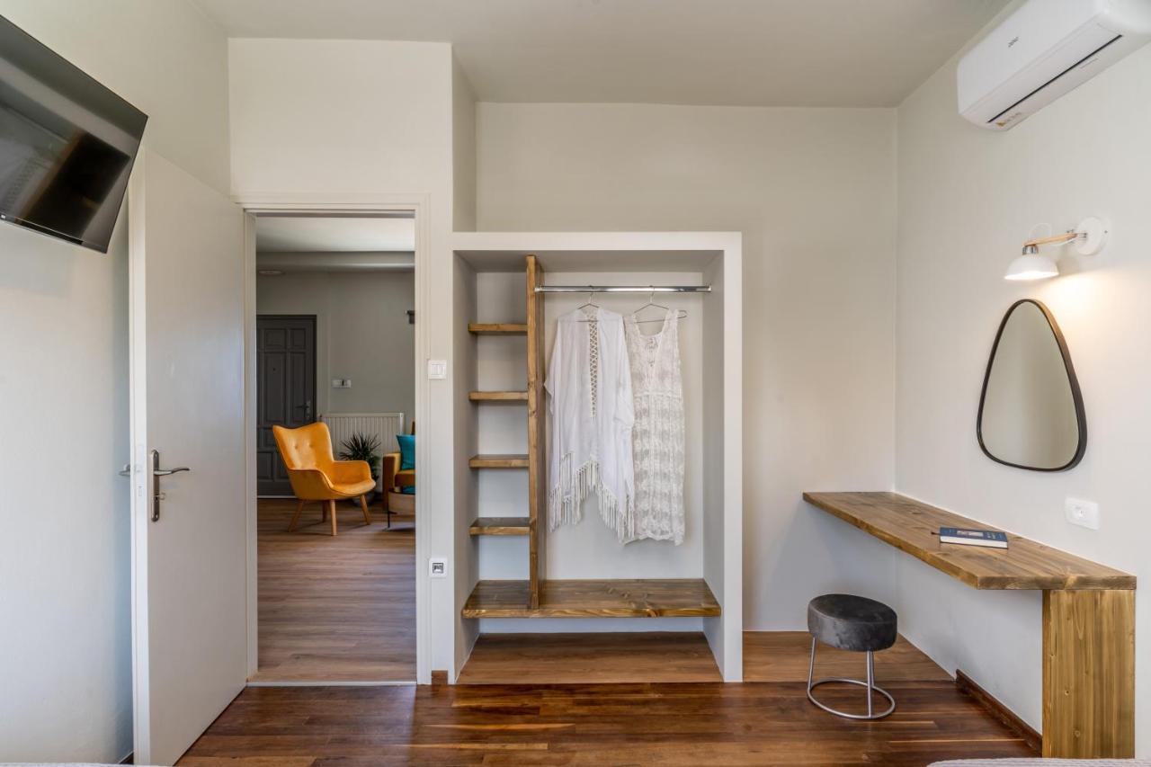 이아 Amarie House With Sea View & Sunset View 빌라 외부 사진